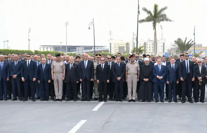 الرئيس السيسي يشيع جناز اللواء كمال مدبولي