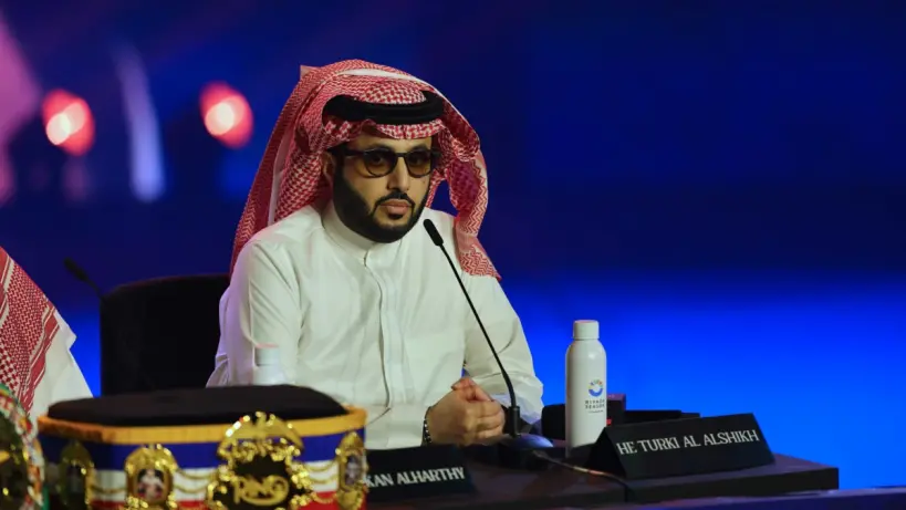 احتفال لاعبي النادي الأهلي بفوزهم بدوري أبطال آسيا