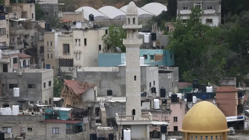 رفع العلم الإسرائيلي فوق مسجد