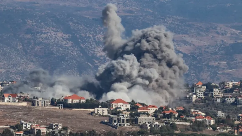 نزوح عشرات الآلاف من اللبنانيين من مناطقهم بسبب الهجمات الإسرائيلية