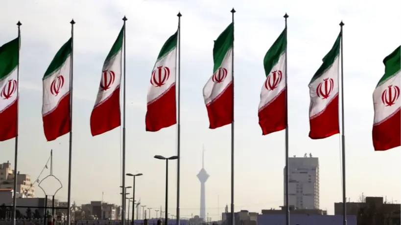 إيران تستأنف رحلاتها الجوية بعد التأكد من سلامة ظروف الطيران