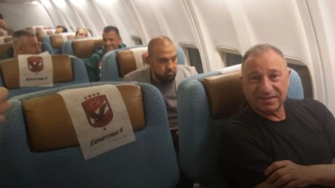 الأهلي يصل مطار جوهانسبرج