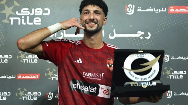 وسام أبوعلي لاعب الأهلي