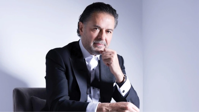 الفنان راغب علامة