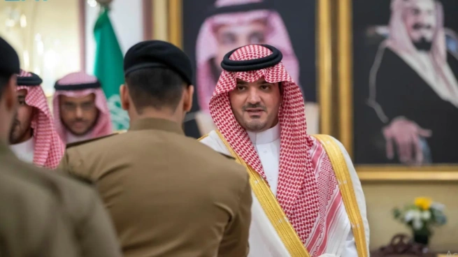 الأمير عبدالعزيز بن سعود بن